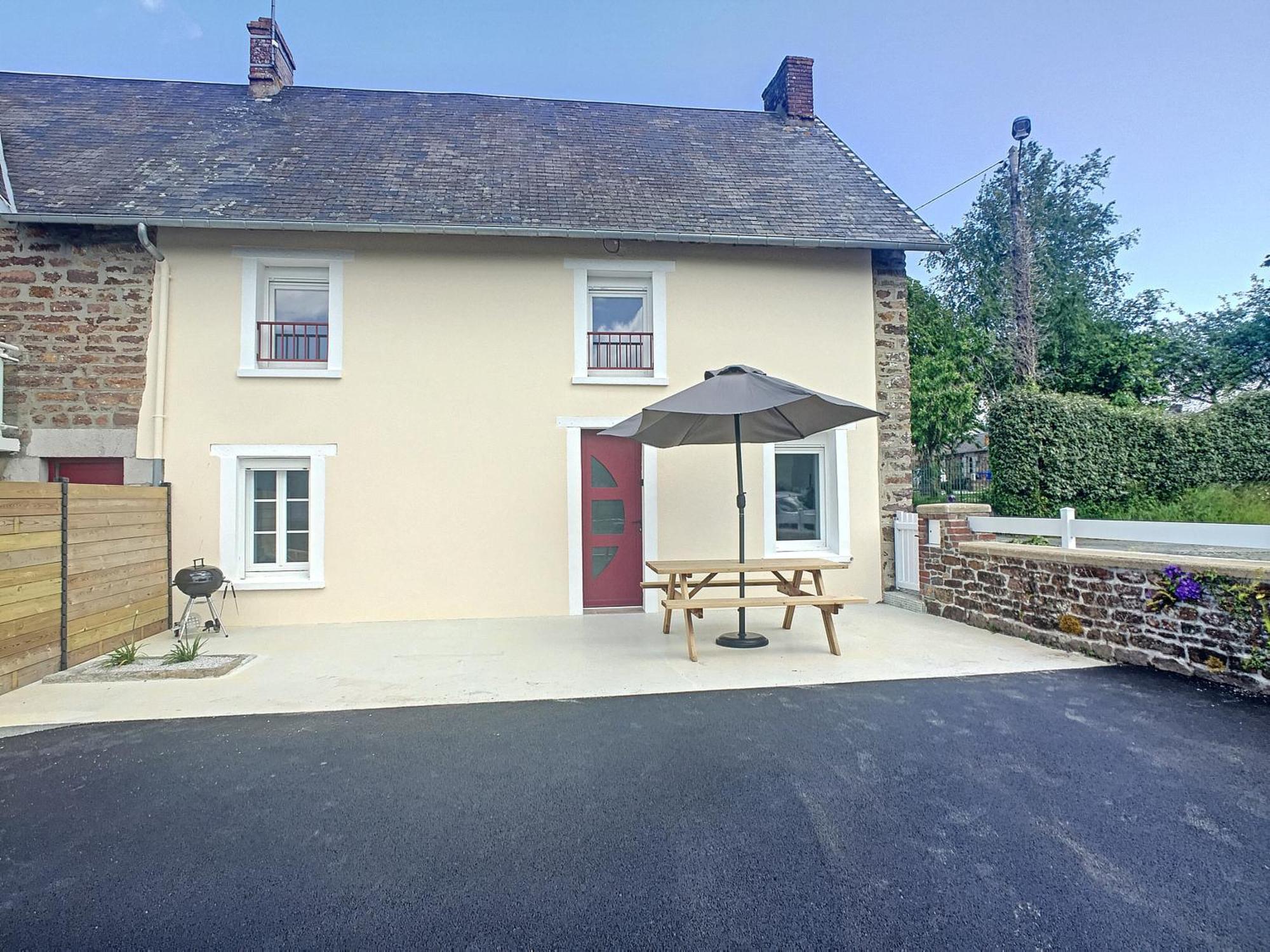 Petite Maison Proche Centre Ville Brehal Luaran gambar